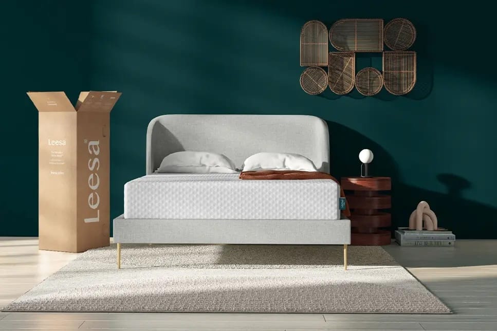 Leesa Sapira vs Saatva Classic